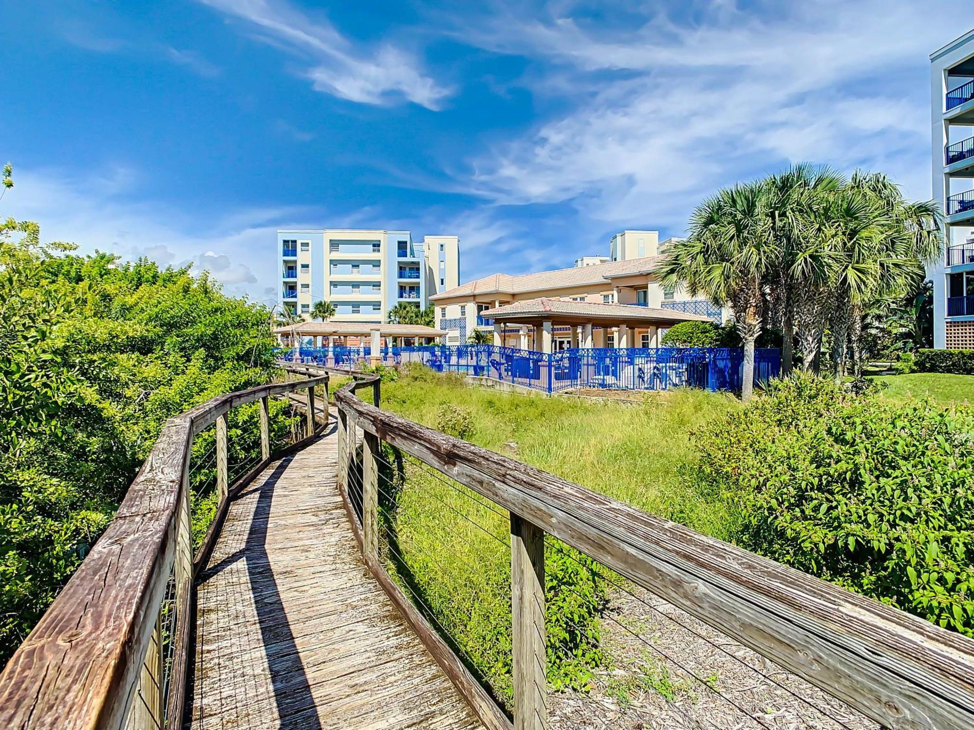 Large Corner Unit At Ocean Walk With Sneak Peak Of The Ocean ~ Ow20-501 Apartment New Smyrna Beach Exterior photo